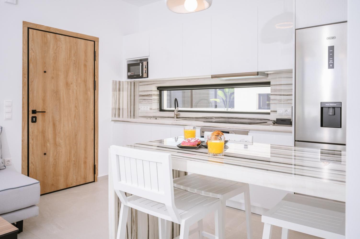 Sardines Luxury Suites Hersonissos  Exterior photo
