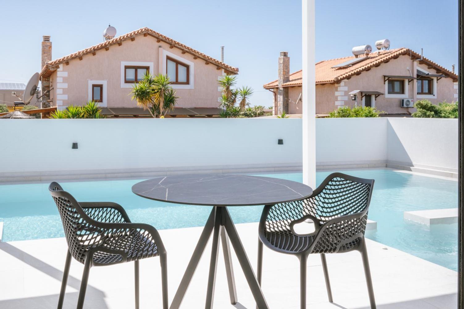 Sardines Luxury Suites Hersonissos  Exterior photo