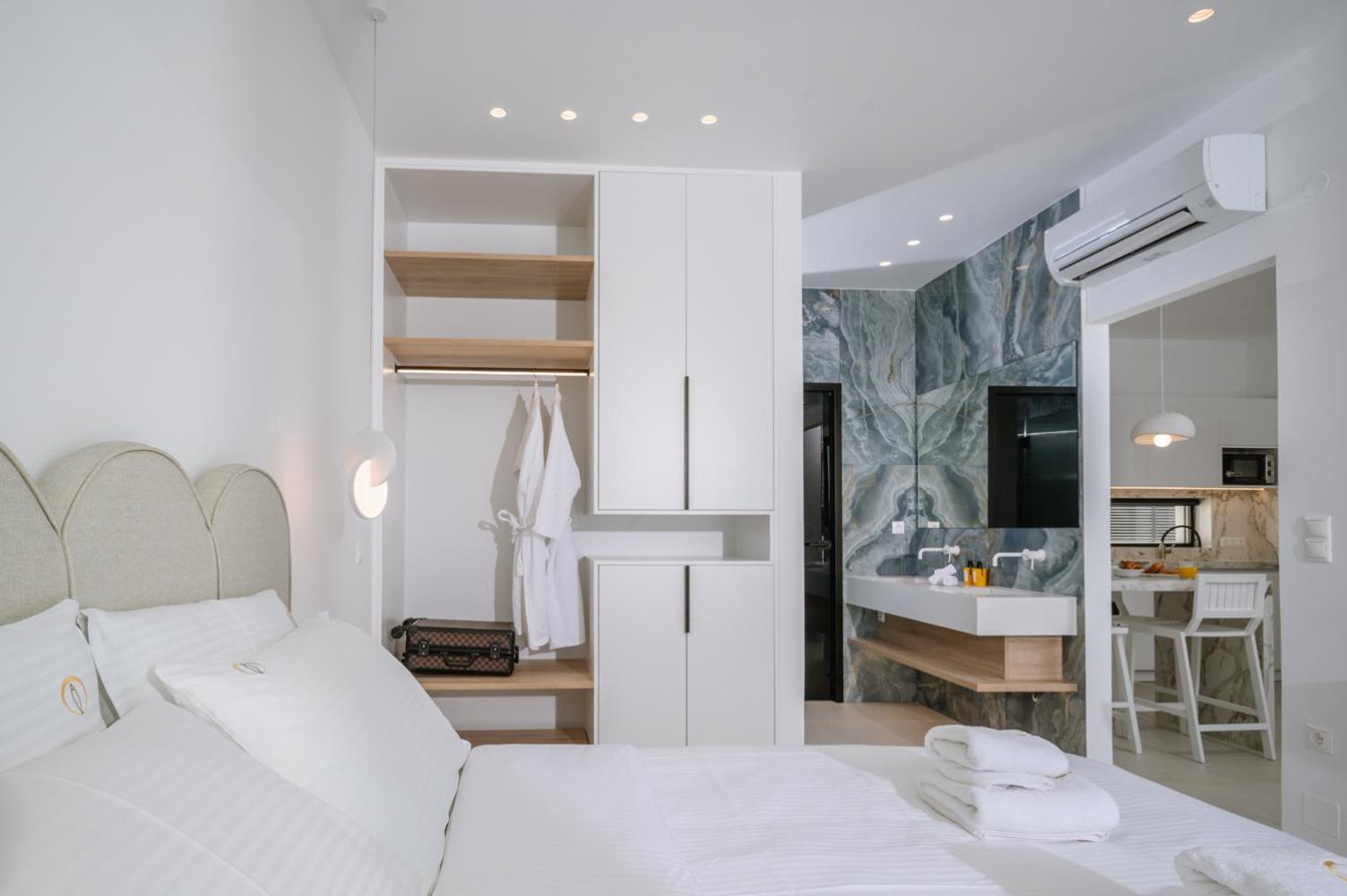 Sardines Luxury Suites Hersonissos  Exterior photo