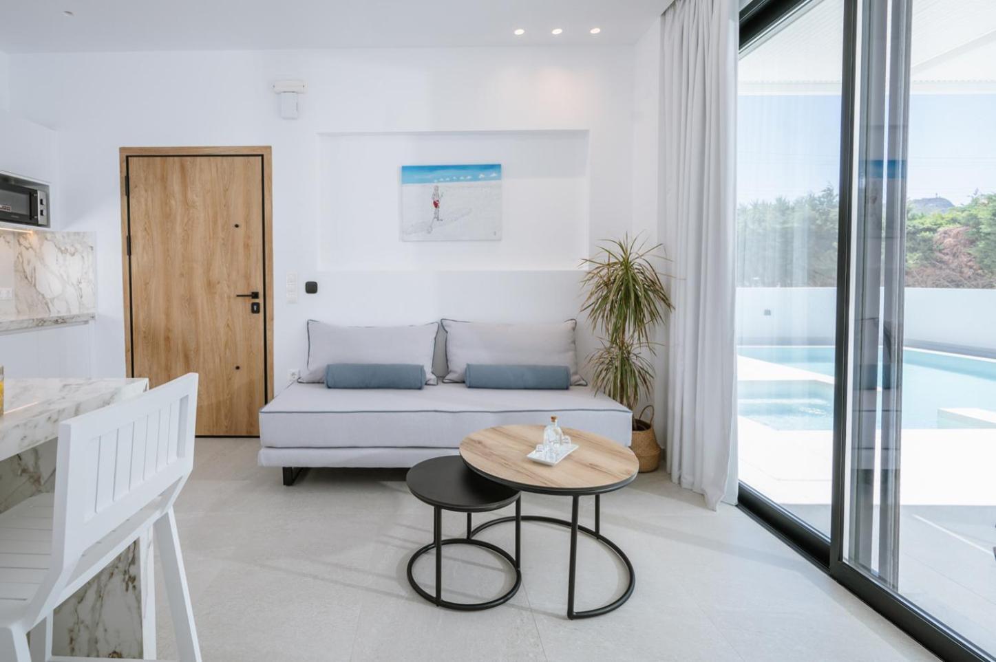 Sardines Luxury Suites Hersonissos  Exterior photo
