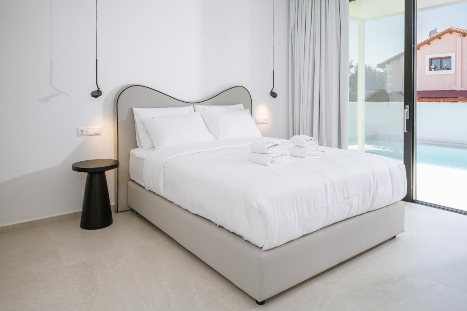 Sardines Luxury Suites Hersonissos  Exterior photo
